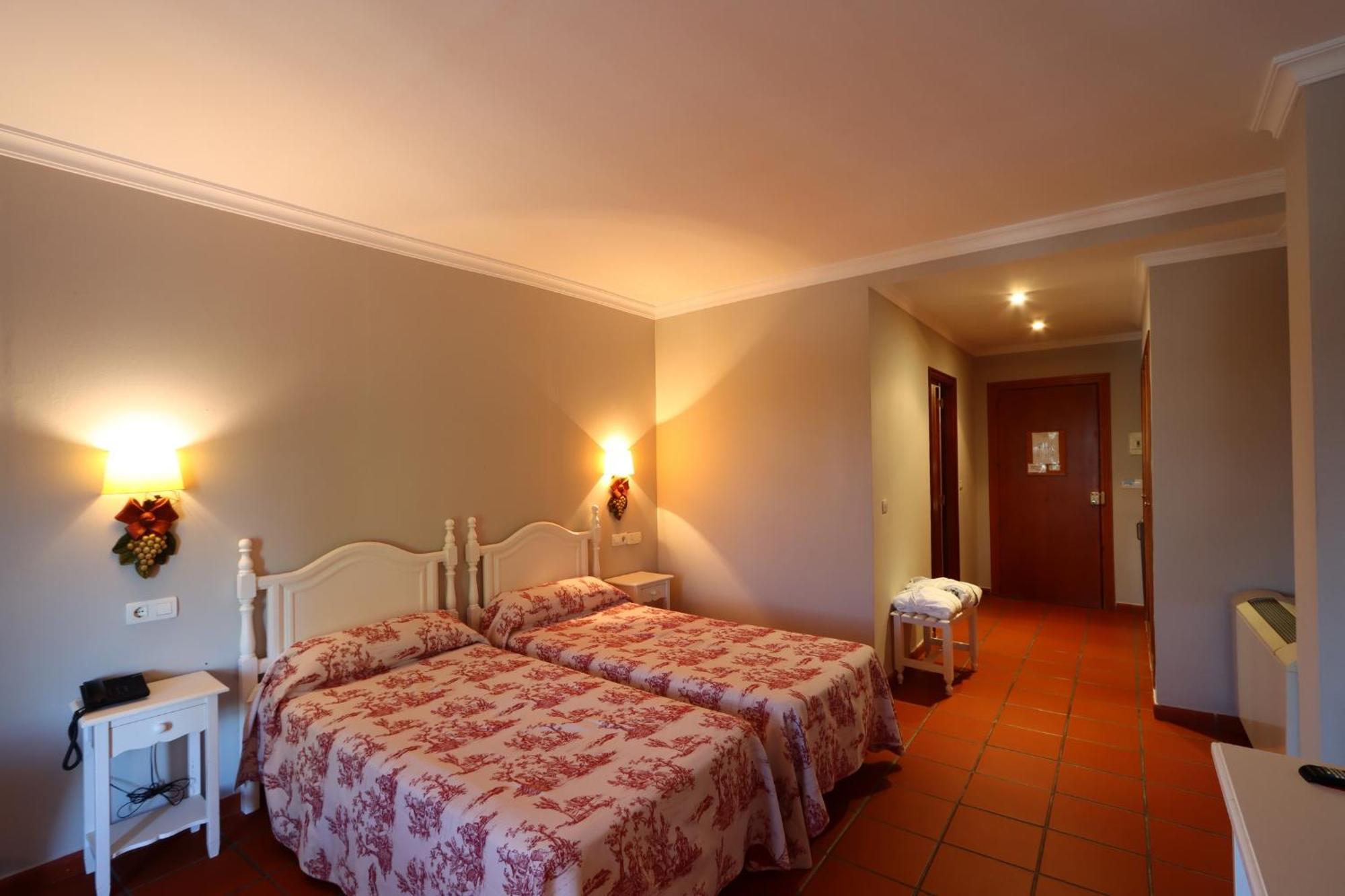Hotel Varinia Serena - Balneario De Аланхе Экстерьер фото
